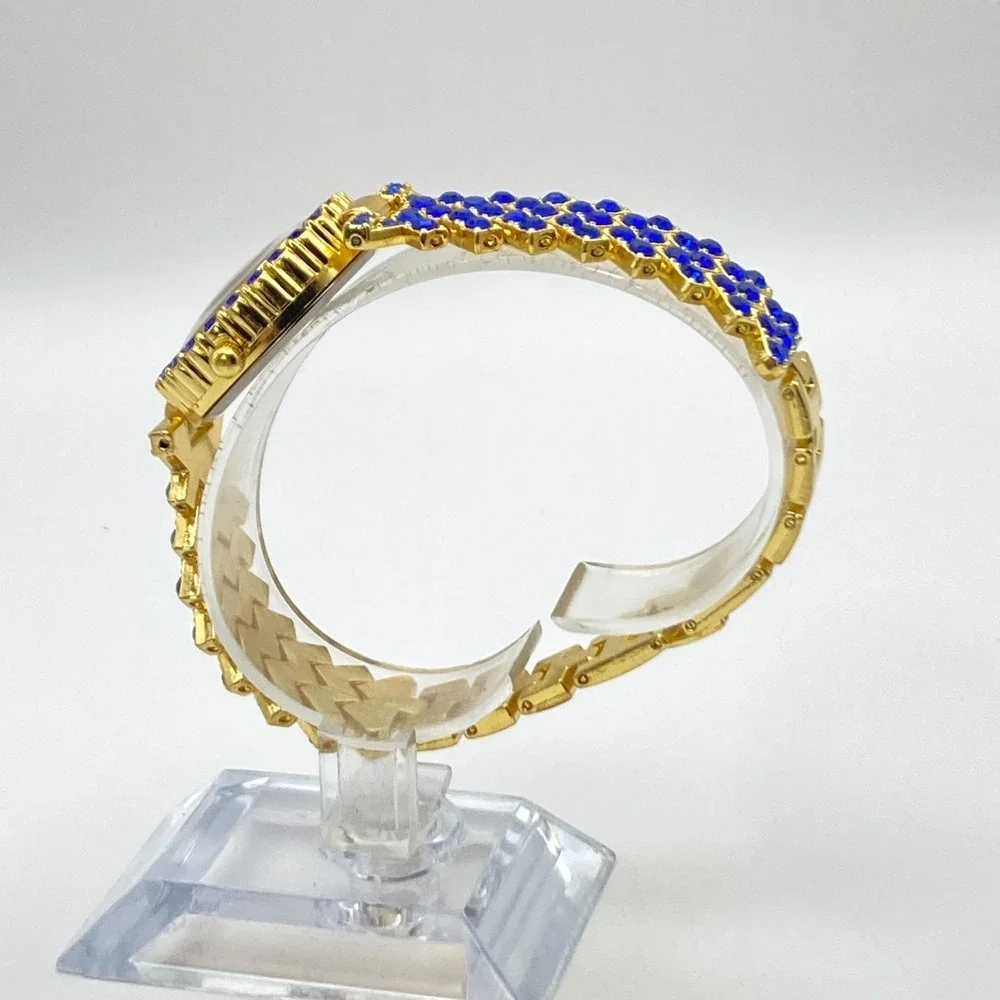 Modern Women's Watch 29mm Gold Tone Blue Crystals Bling Round New Battery 7.25